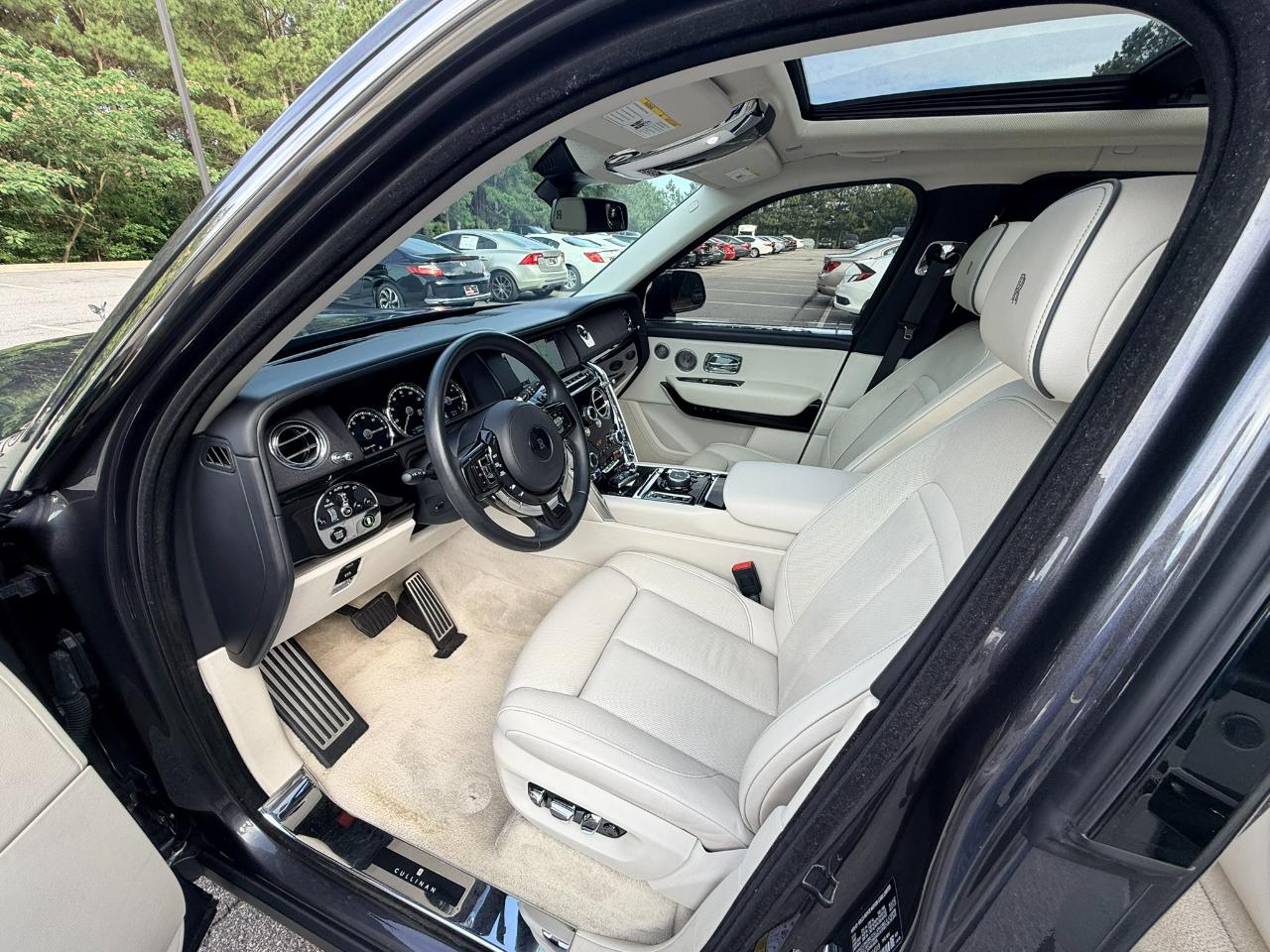 Rolls-Royce Cullinan Base 2019