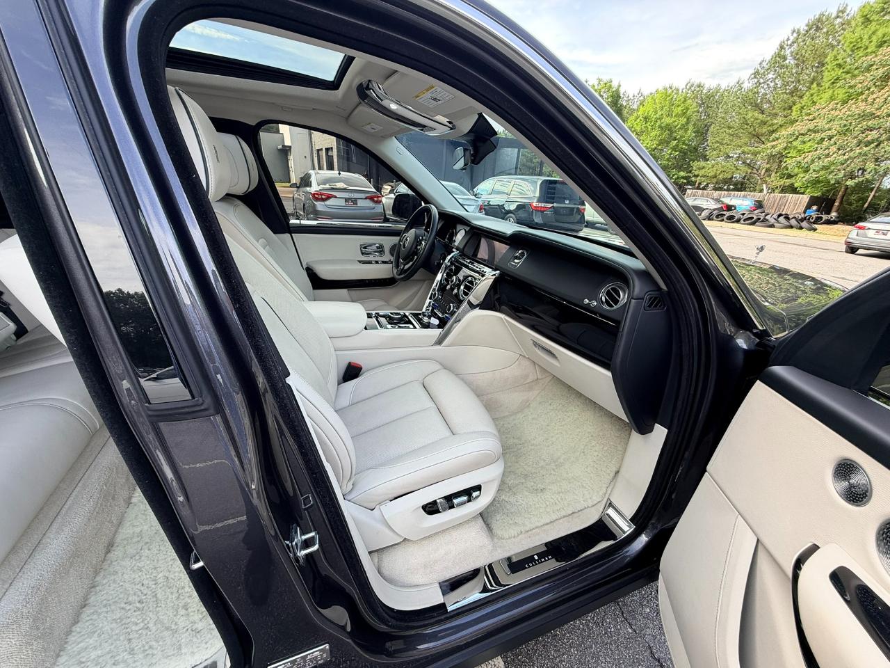 Rolls-Royce Cullinan Base 2019