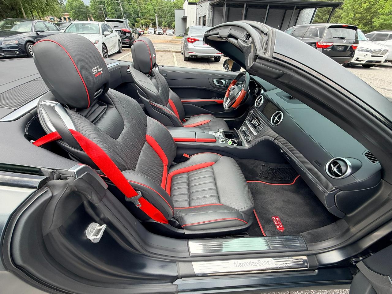 Mercedes-Benz SL-Class SL550 2016