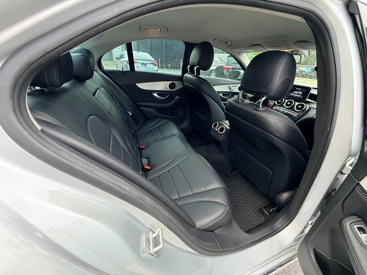 Mercedes-Benz C-Class C300 Sedan 2015