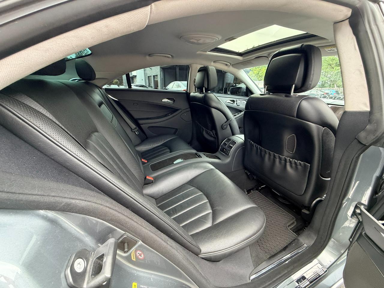 Mercedes-Benz CLS-Class CLS550 2009