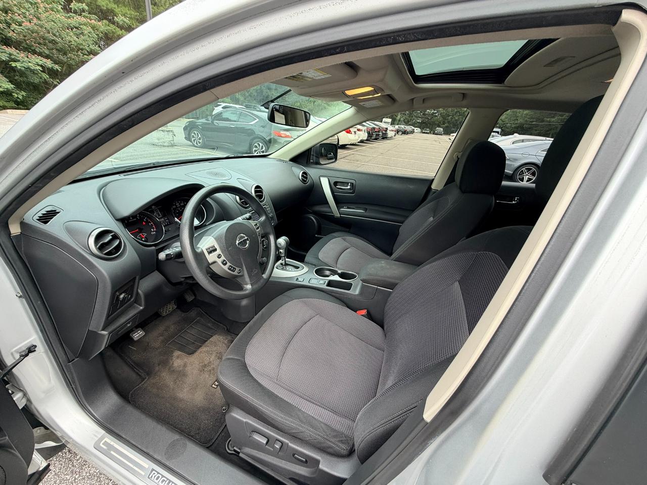 Nissan Rogue SV 2013