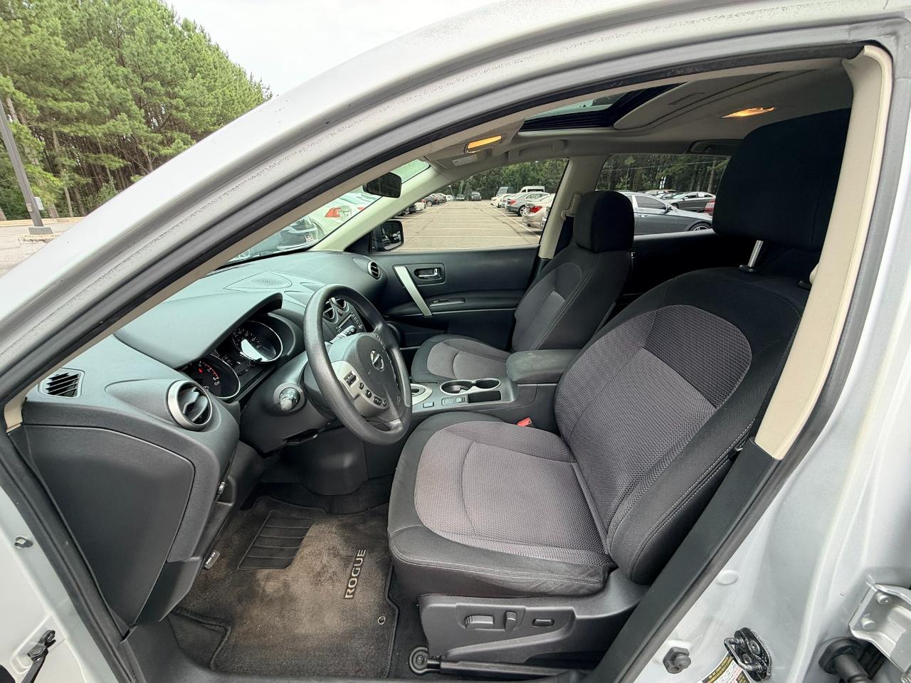 Nissan Rogue SV 2013