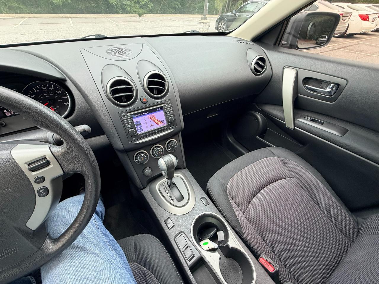 Nissan Rogue SV 2013