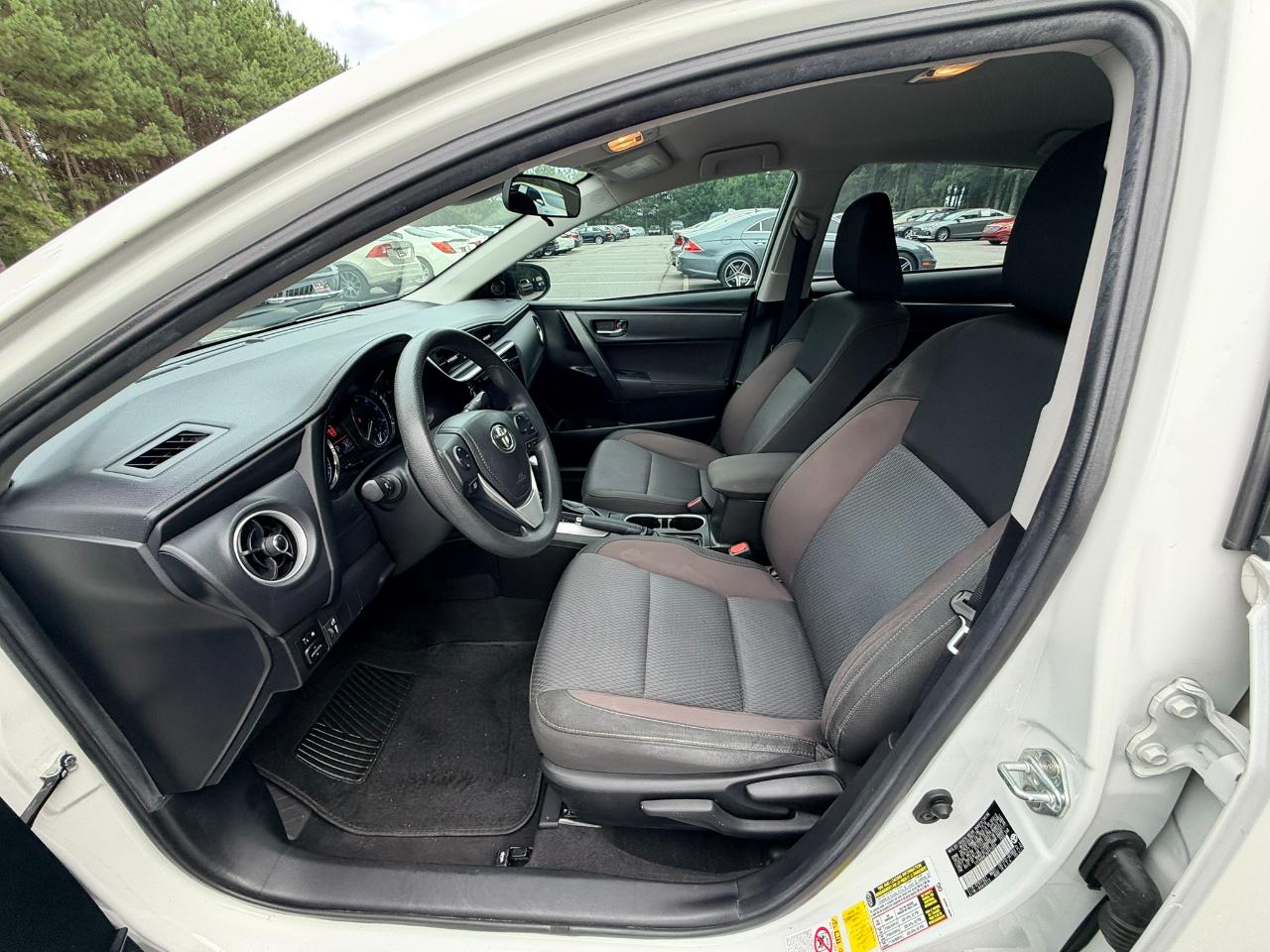 Toyota Corolla LE 2019