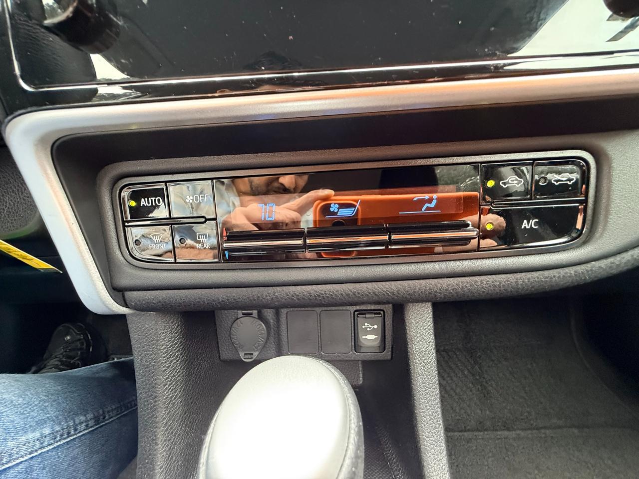 Toyota Corolla LE 2019