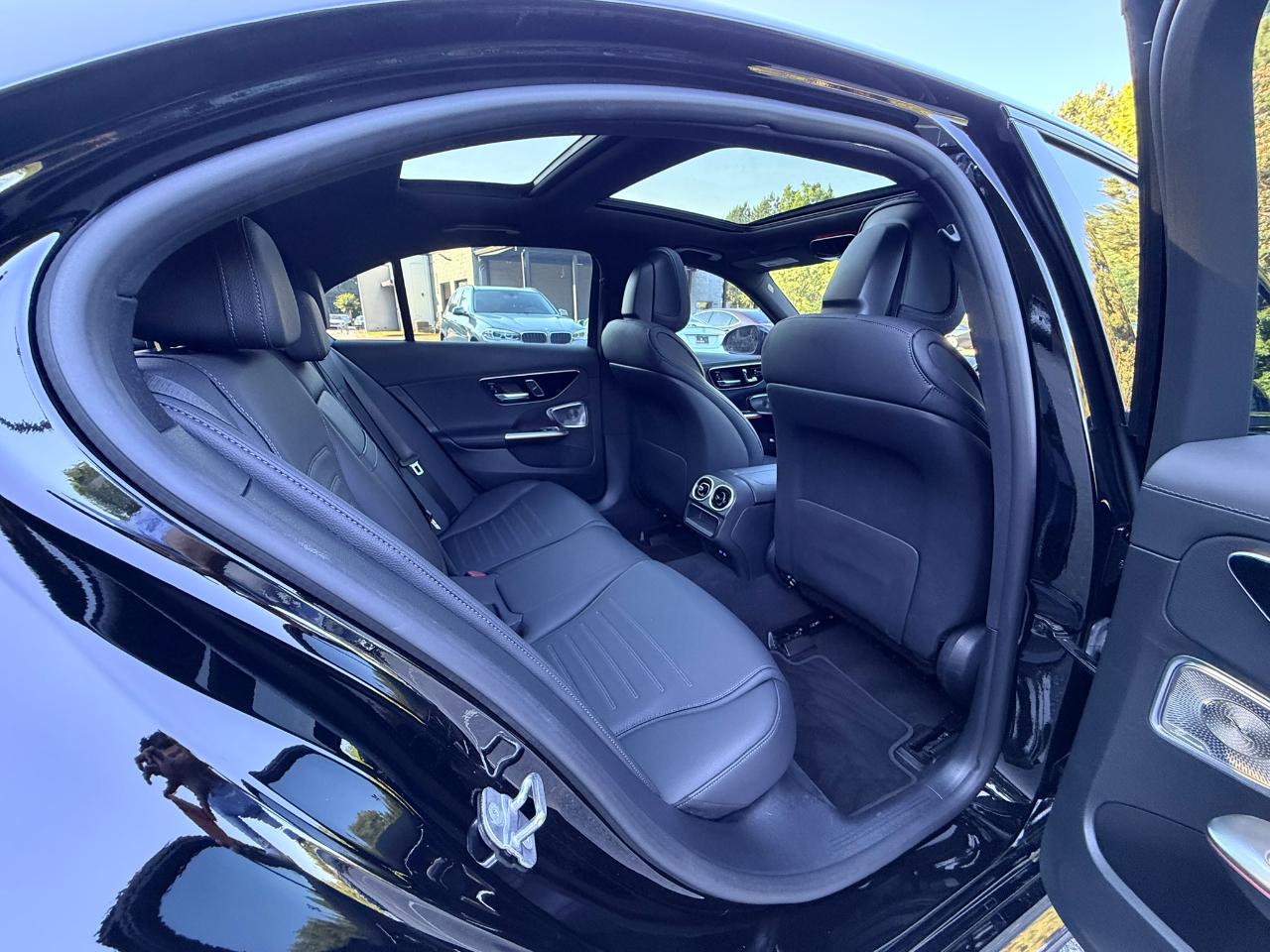 Mercedes-Benz C-Class C300 Sedan 2024