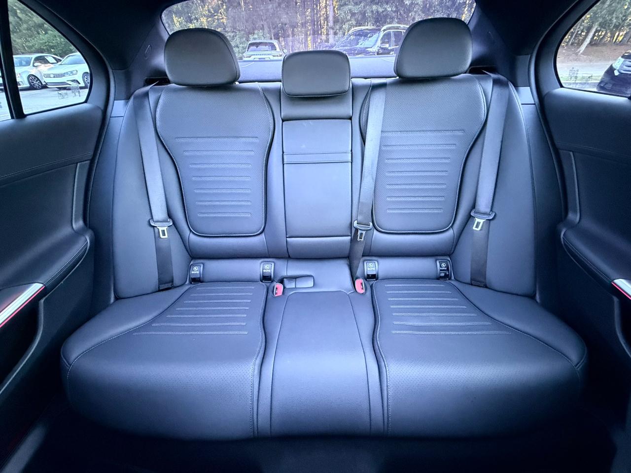 Mercedes-Benz C-Class C300 Sedan 2024
