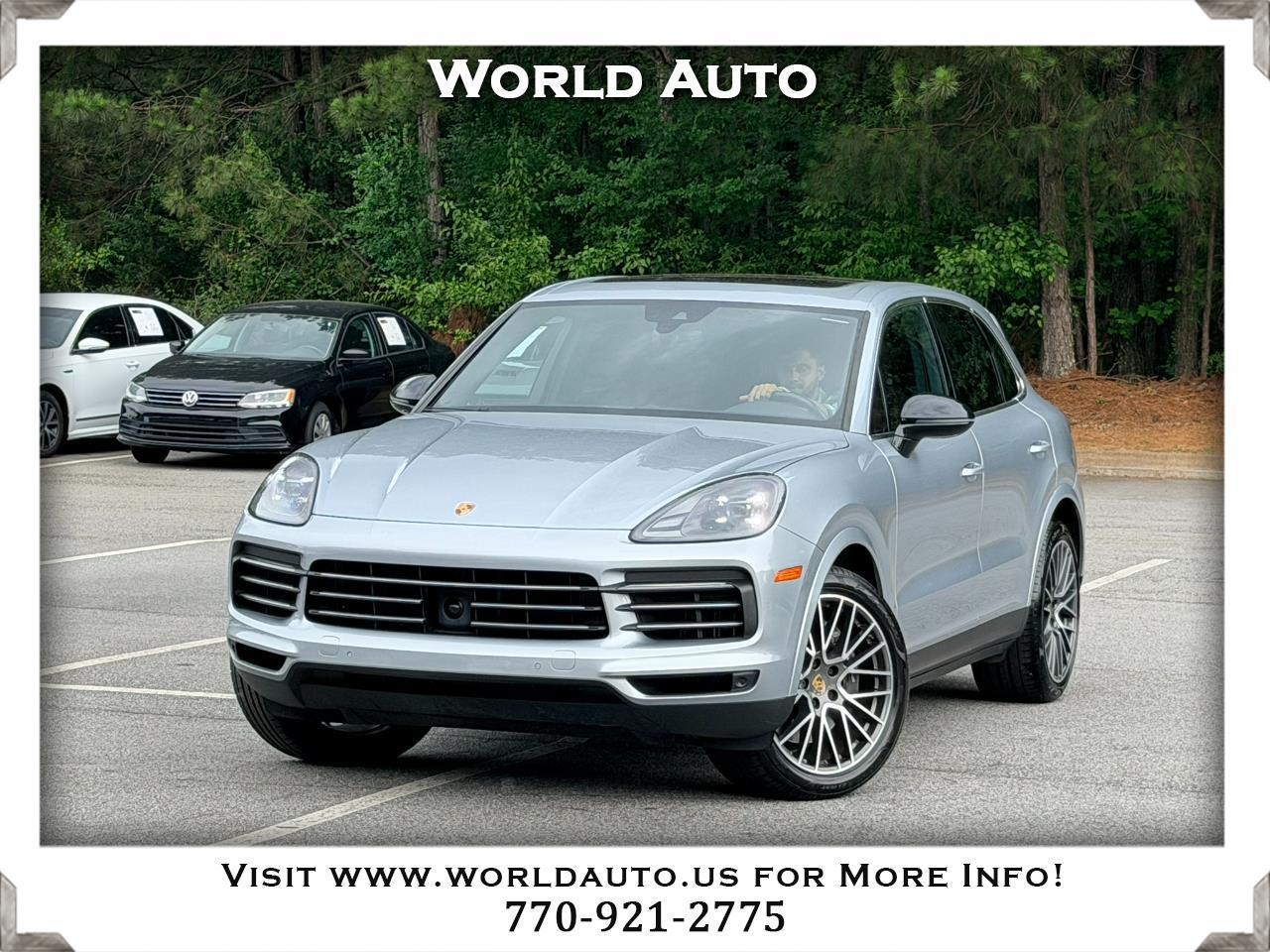 Porsche Cayenne Base 2021