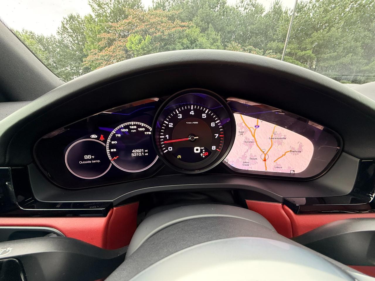 Porsche Cayenne Base 2021