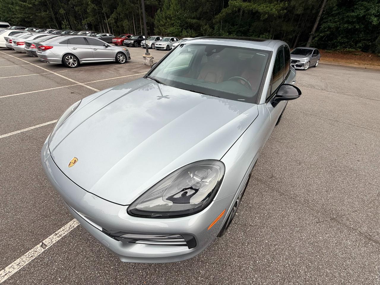 Porsche Cayenne Base 2021