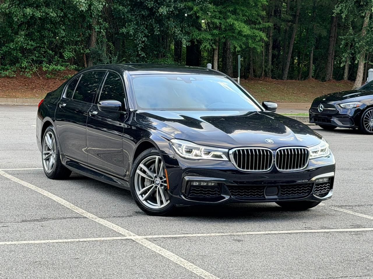BMW 7-Series 750i xDrive 2019