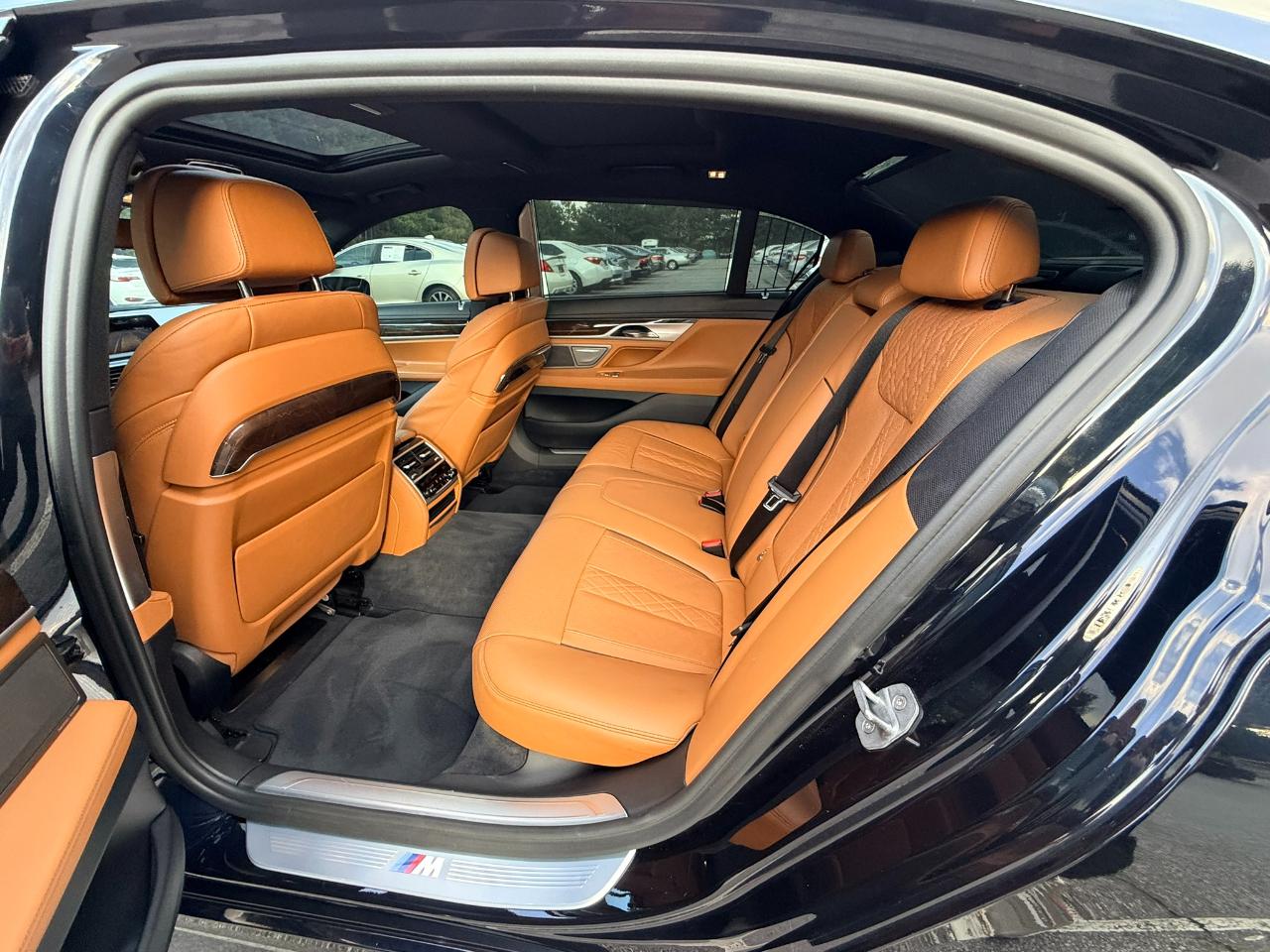 BMW 7-Series 750i xDrive 2019
