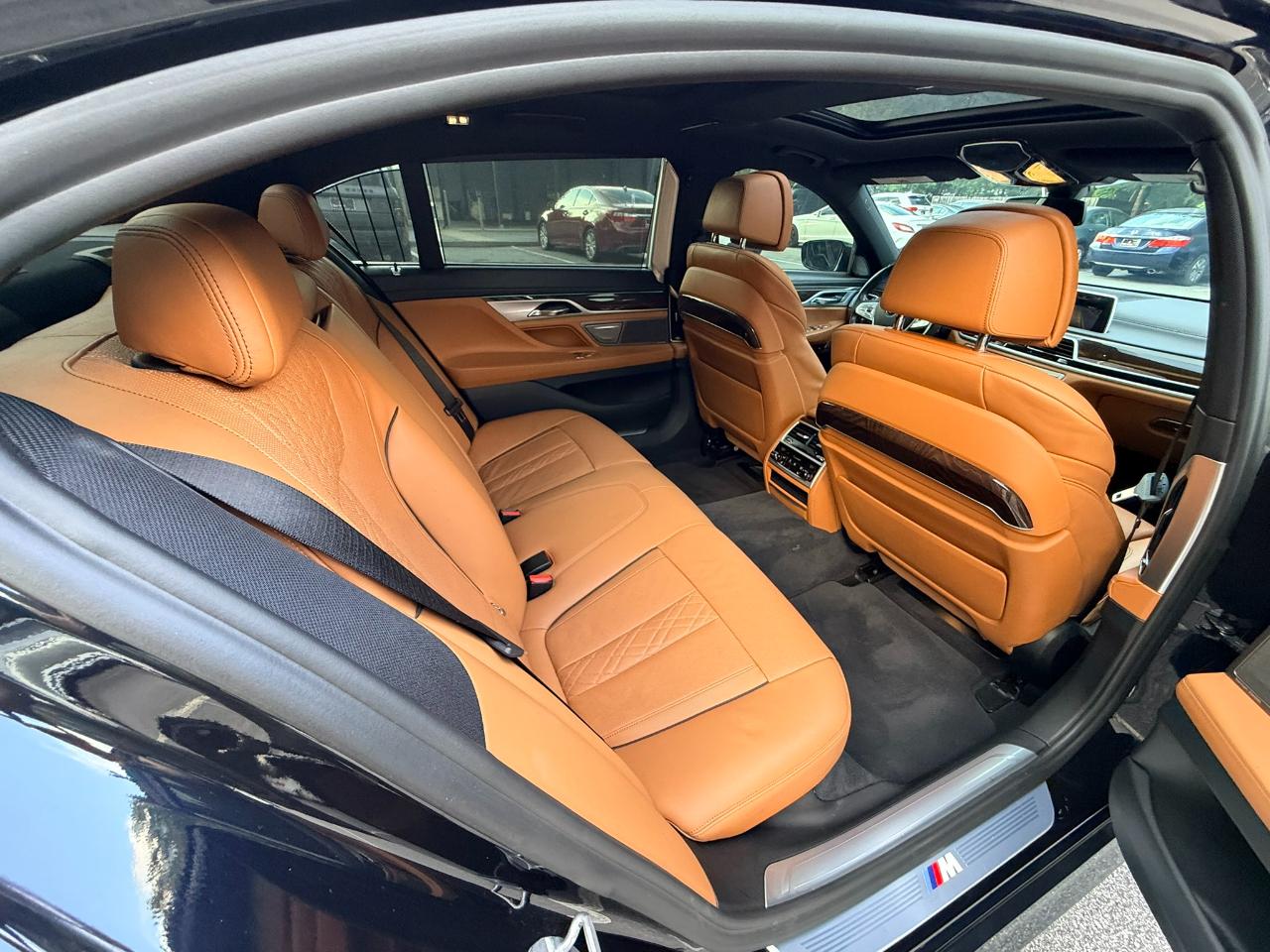 BMW 7-Series 750i xDrive 2019