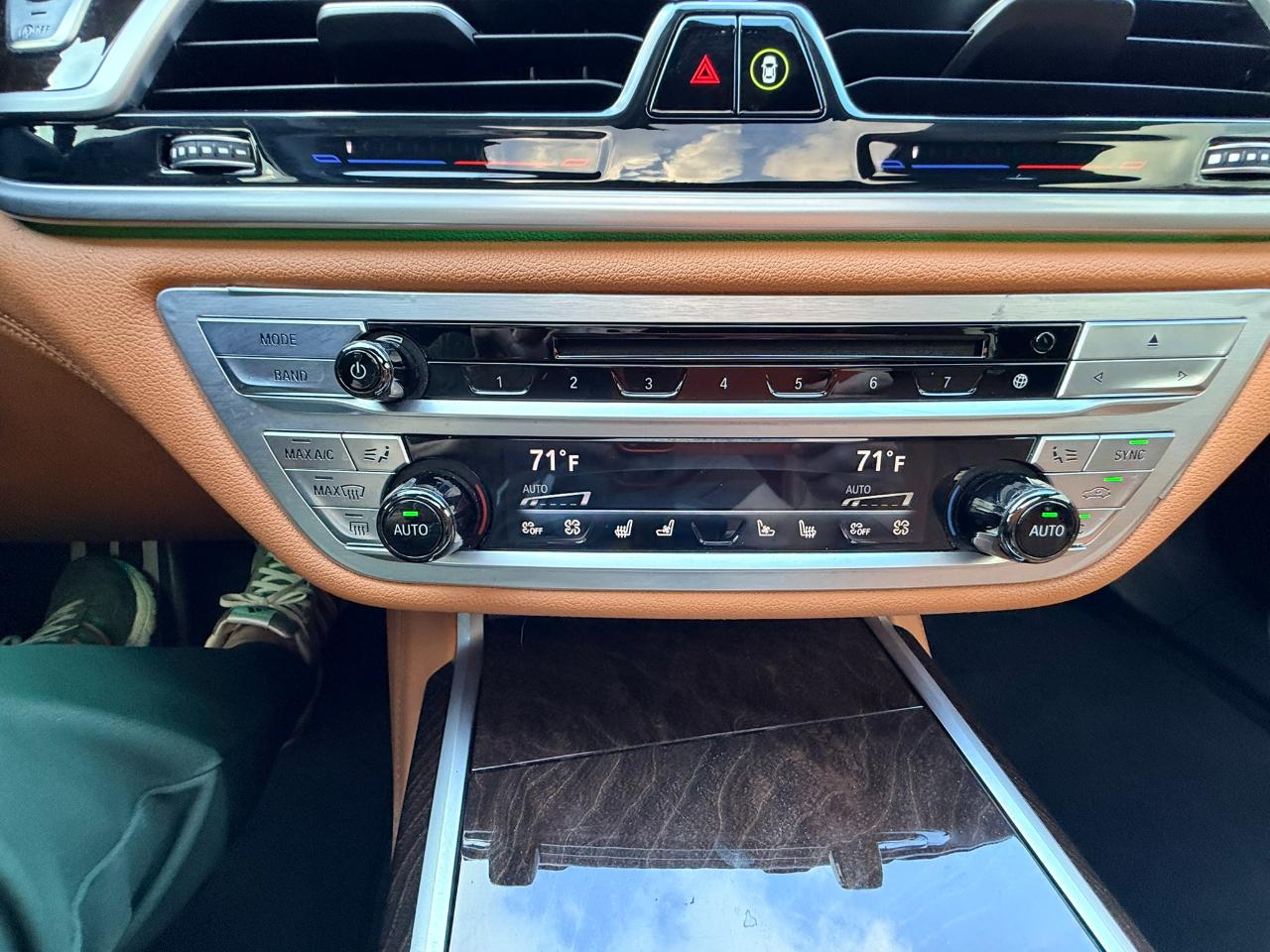BMW 7-Series 750i xDrive 2019