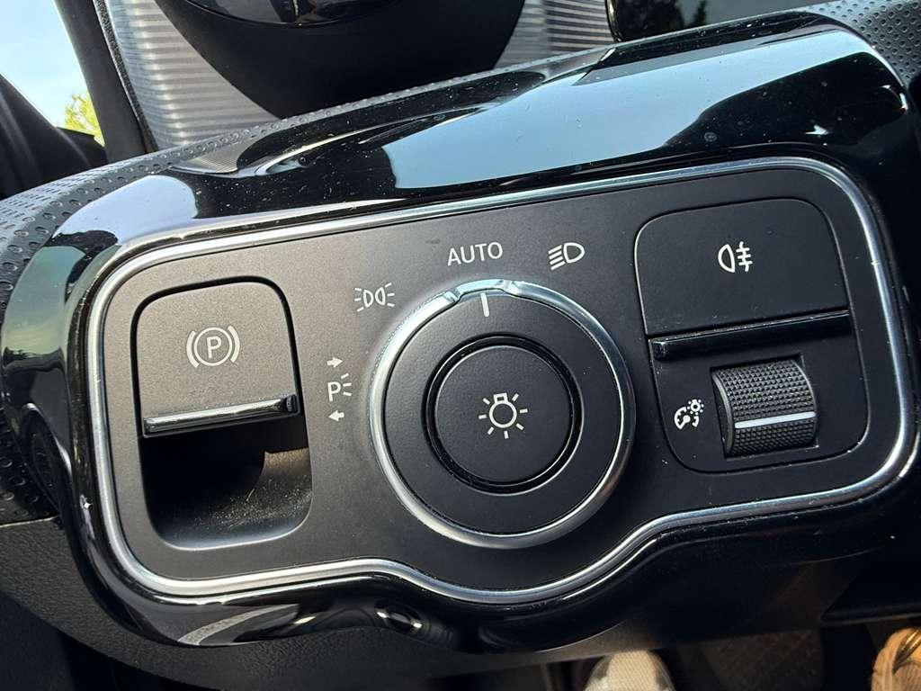 Mercedes-Benz CLA-Class CLA250 2020