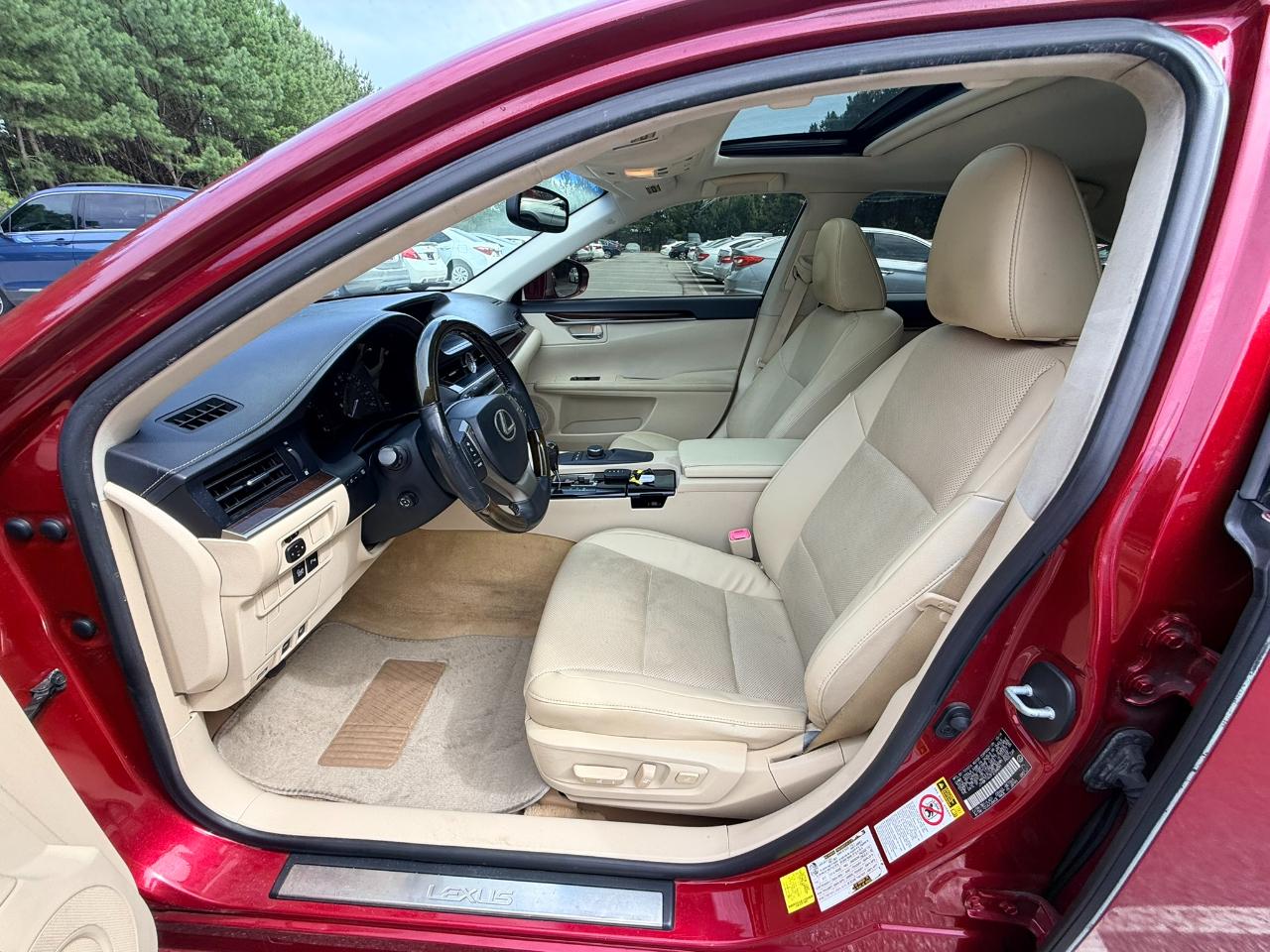 Lexus ES 350 Sedan 2015