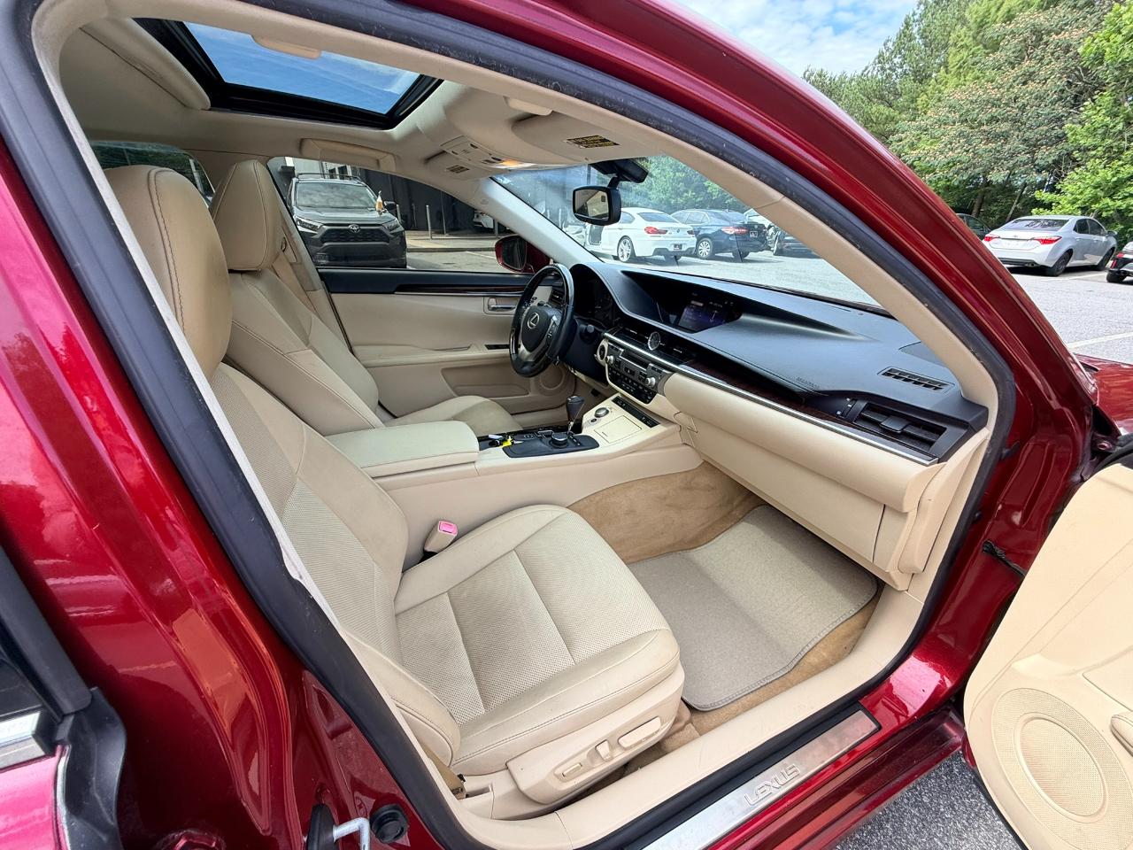 Lexus ES 350 Sedan 2015