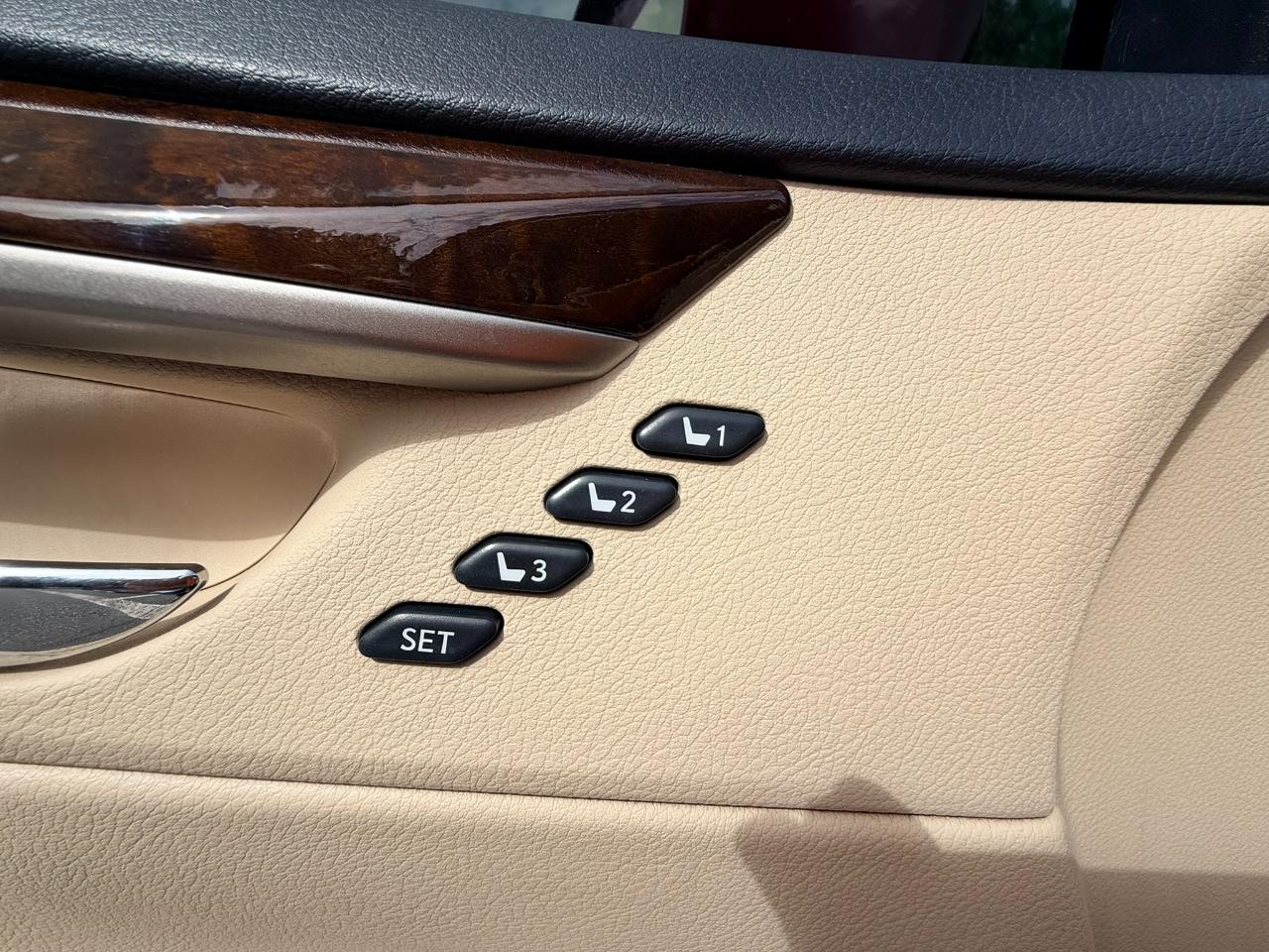 Lexus ES 350 Sedan 2015