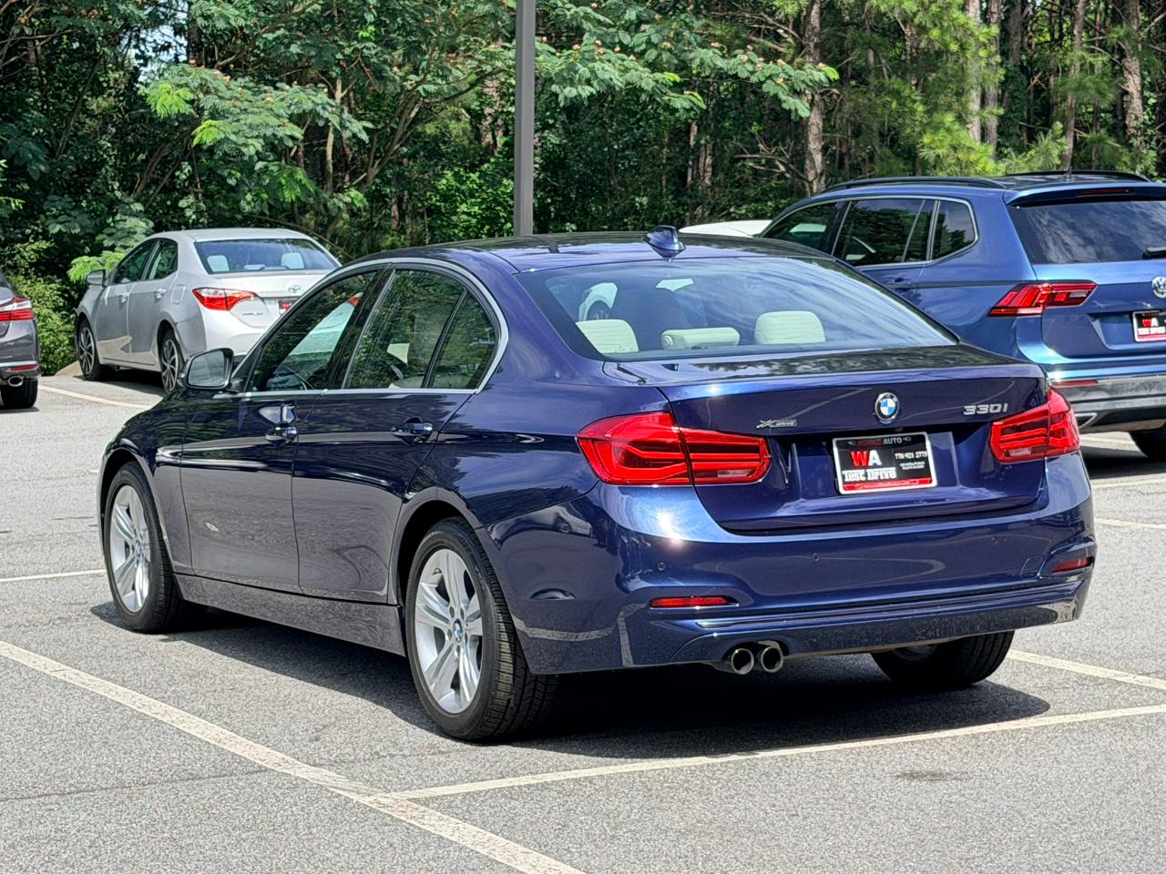 BMW 3-Series 330i xDrive SULEV Sedan 2017