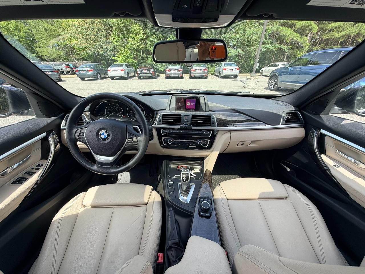 BMW 3-Series 330i xDrive SULEV Sedan 2017