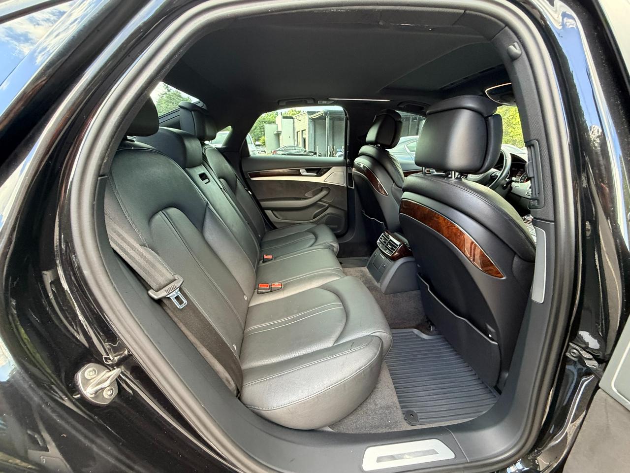 Audi A8 3.0 Sedan quattro Tiptronic 2013
