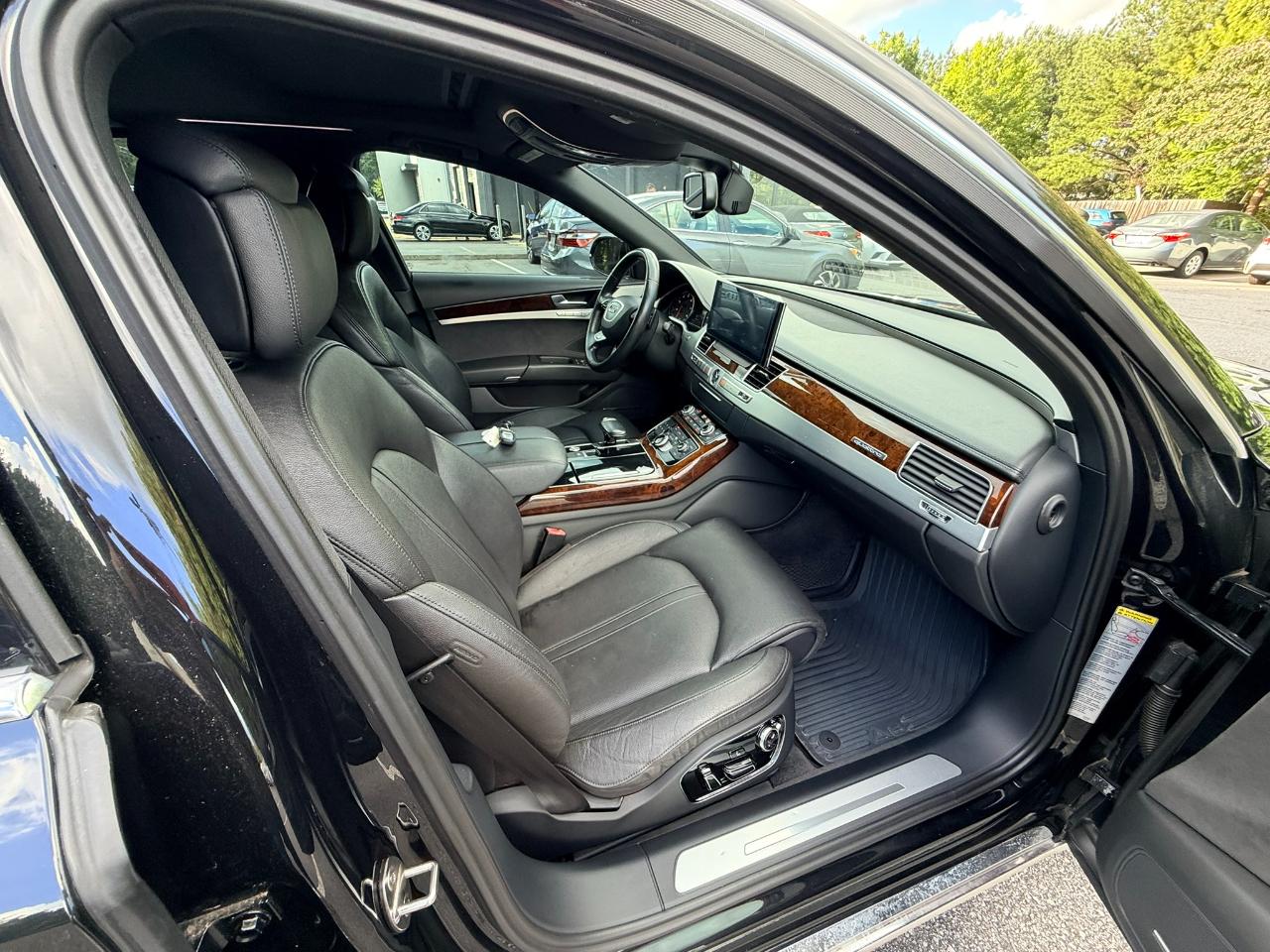 Audi A8 3.0 Sedan quattro Tiptronic 2013