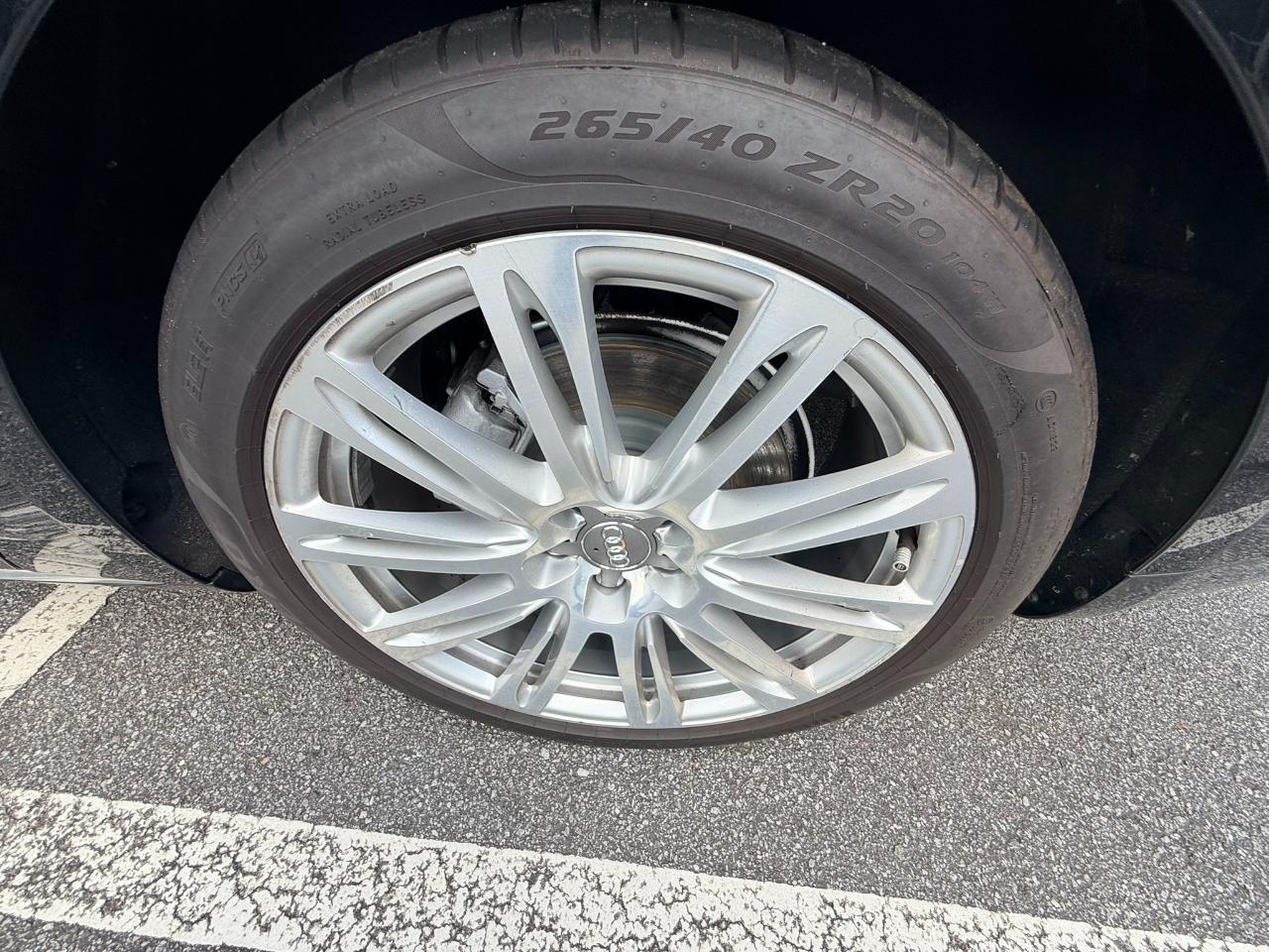 Audi A8 3.0 Sedan quattro Tiptronic 2013