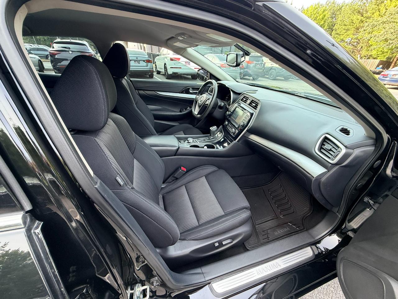 Nissan Maxima 3.5 S 2017