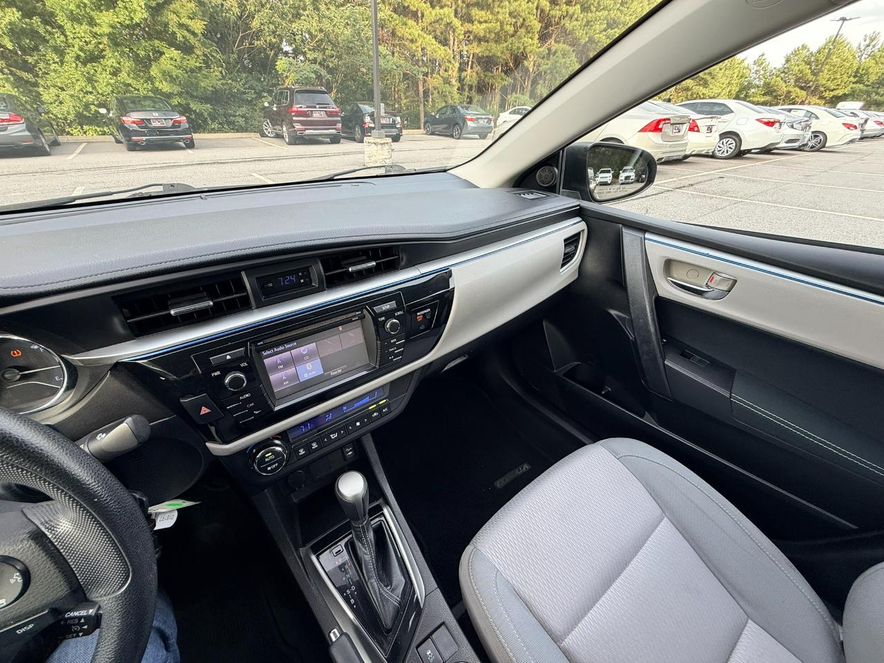 Toyota Corolla LE 2014