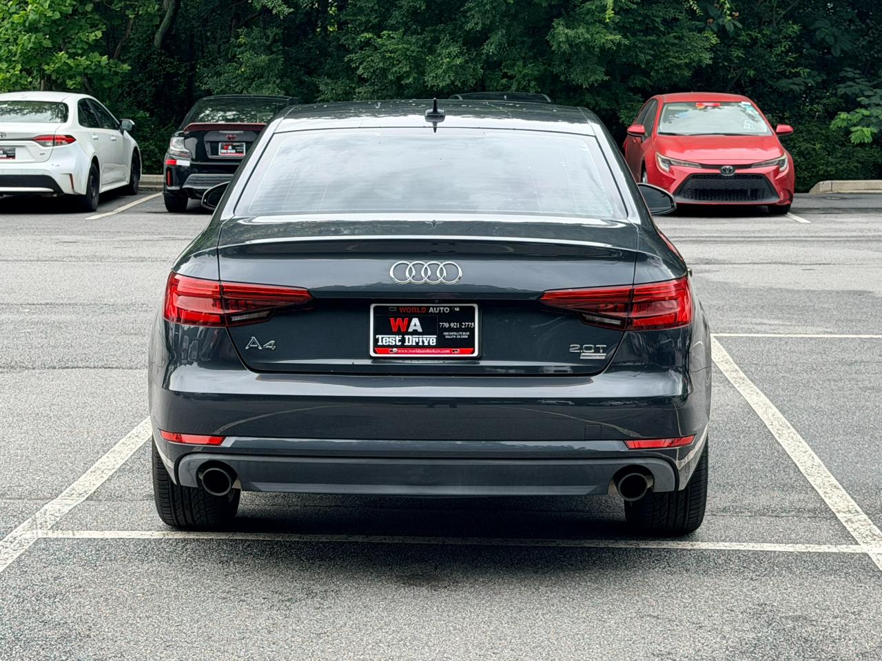 Audi A4 2.0T Premium Sedan 2017