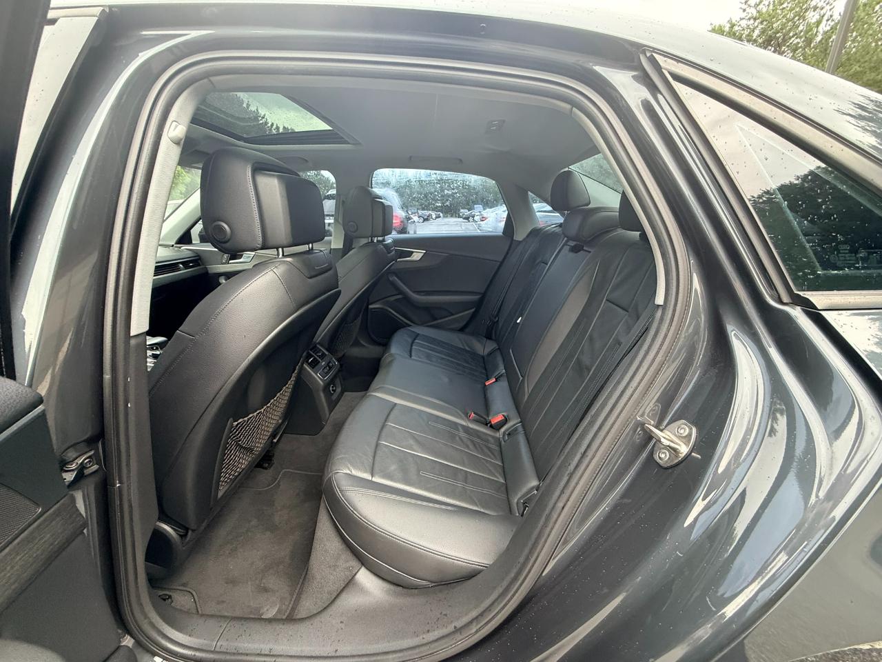 Audi A4 2.0T Premium Sedan 2017