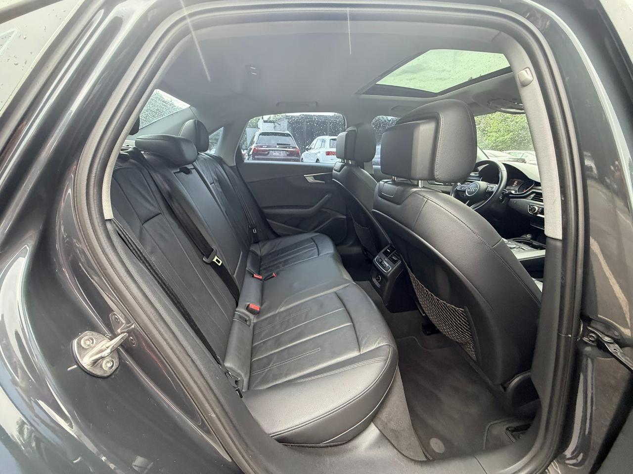 Audi A4 2.0T Premium Sedan 2017