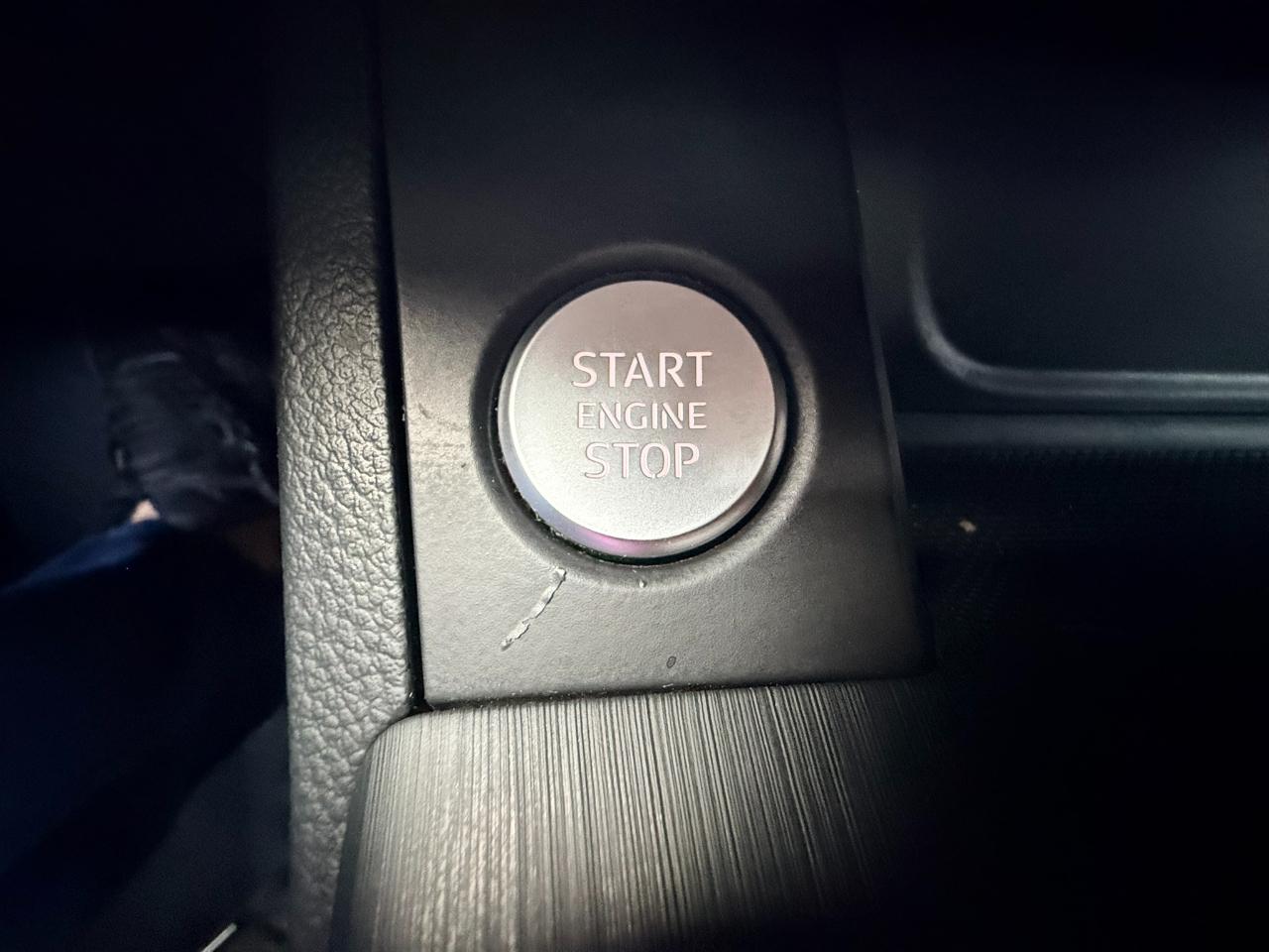 Audi A4 2.0T Premium Sedan 2017