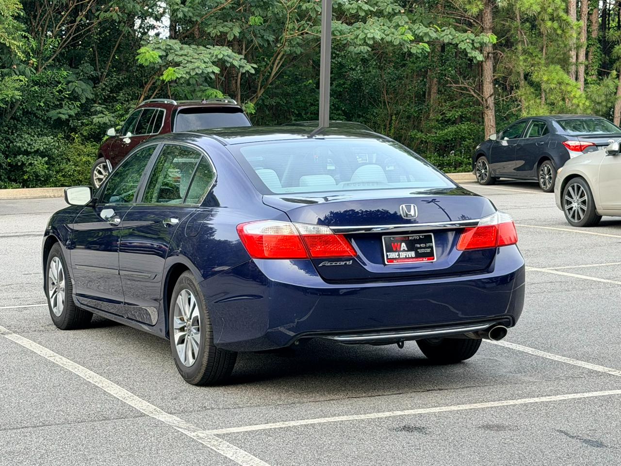 Honda Accord LX Sedan CVT 2013