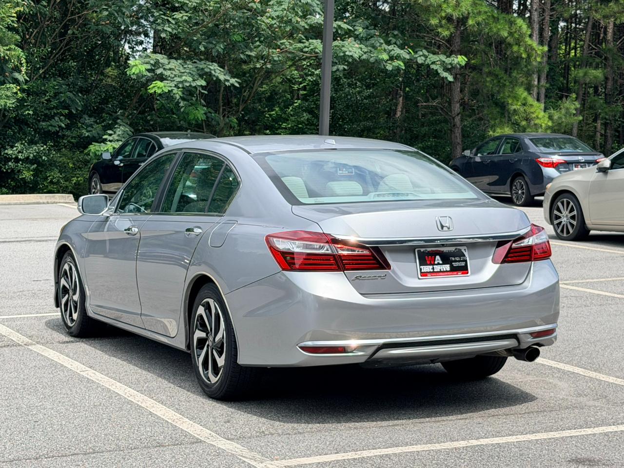 Honda Accord EX-L Sedan AT with Navigation System 2017