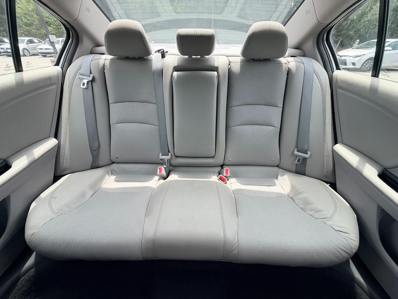 Honda Accord EX-L Sedan AT with Navigation System 2017