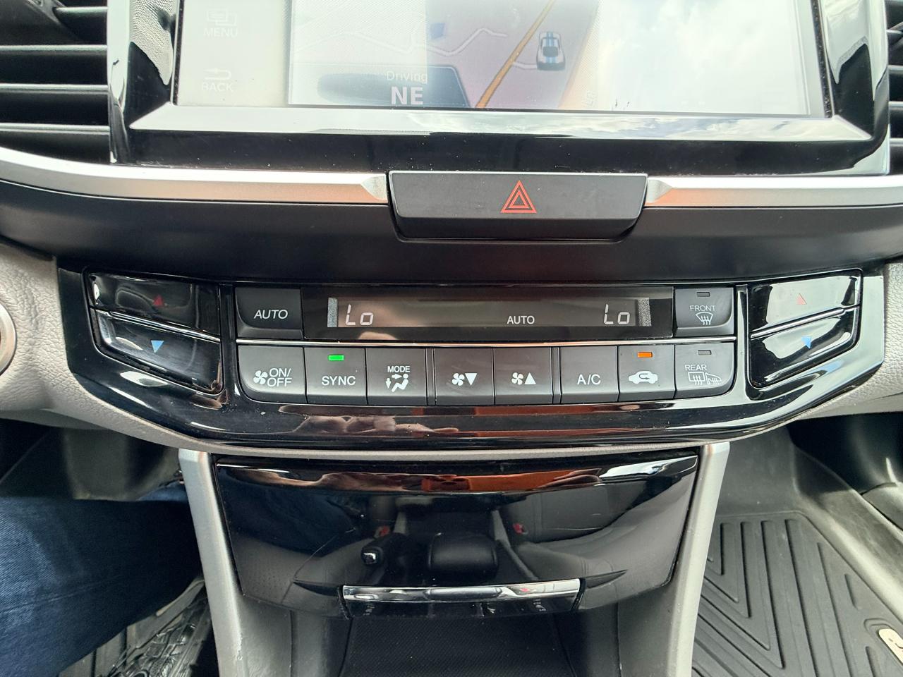 Honda Accord EX-L Sedan AT with Navigation System 2017