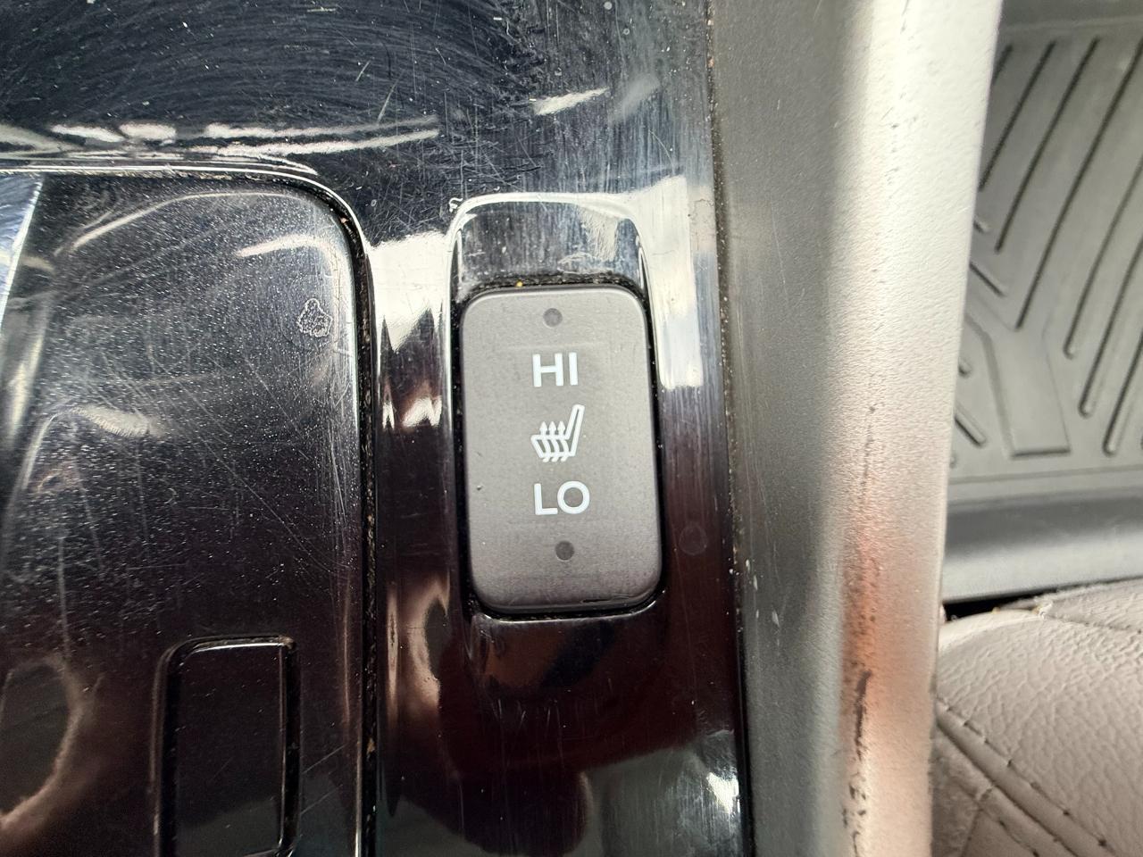 Honda Accord EX-L Sedan AT with Navigation System 2017