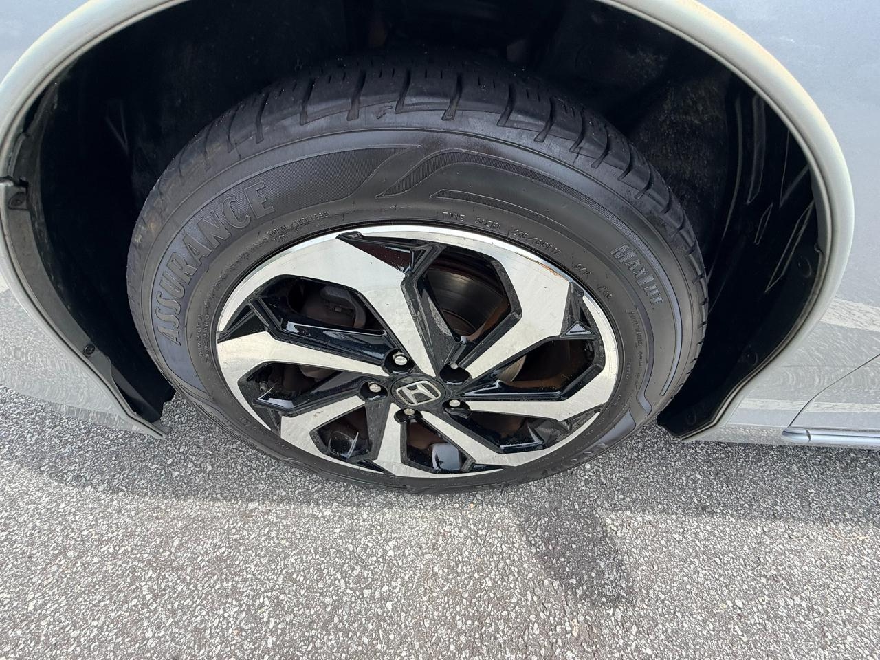 Honda Accord EX-L Sedan AT with Navigation System 2017