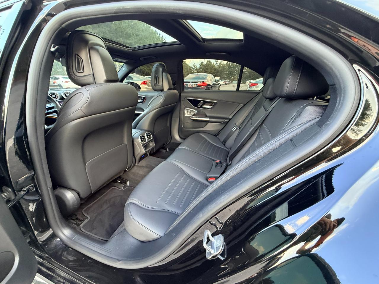 Mercedes-Benz C-Class C300 Sedan 2024