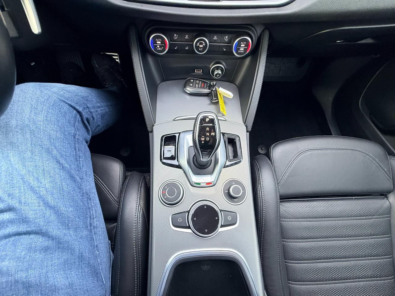 Alfa Romeo Stelvio Veloce AWD 2022