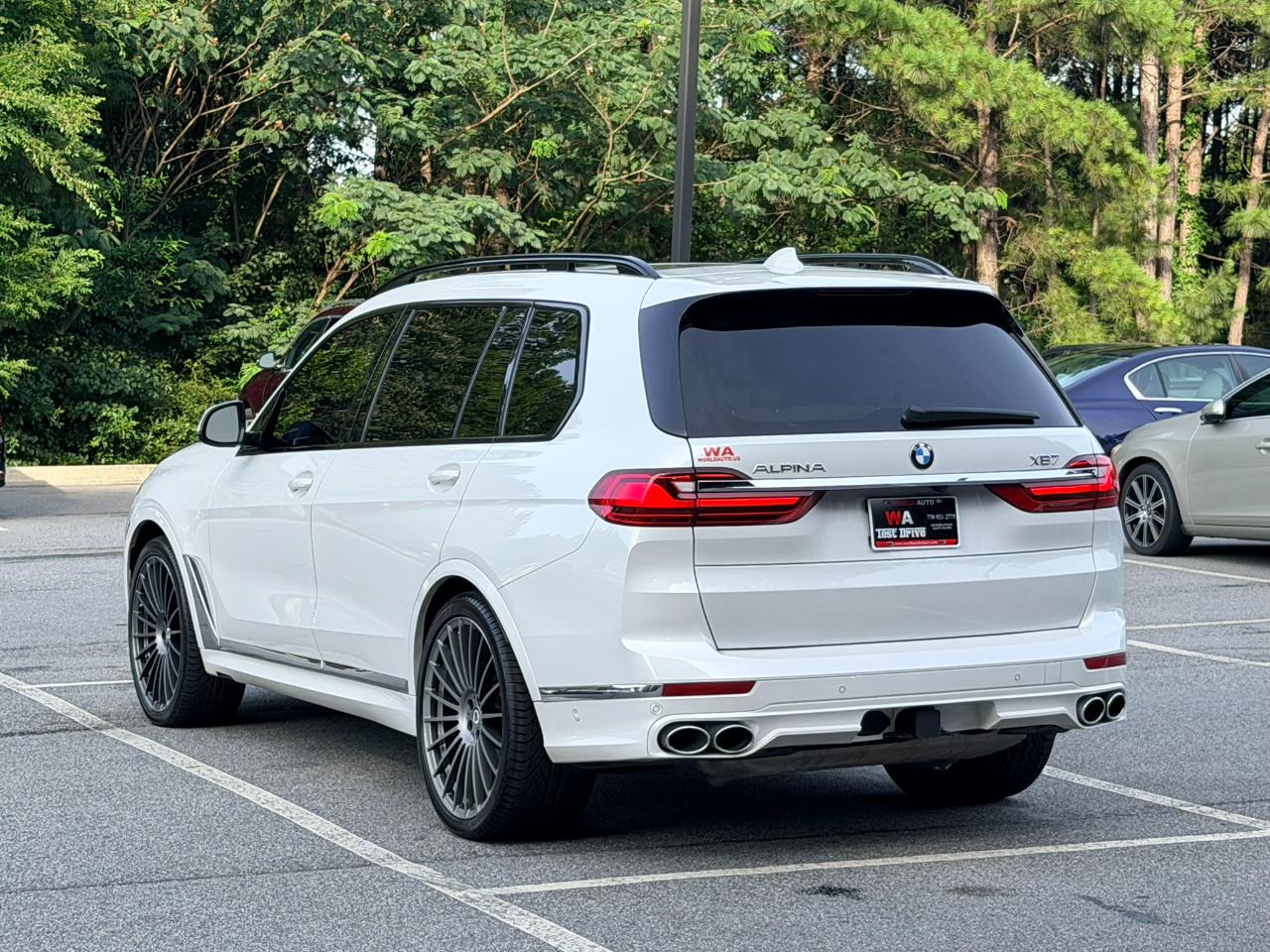 BMW Alpina XB7  2022