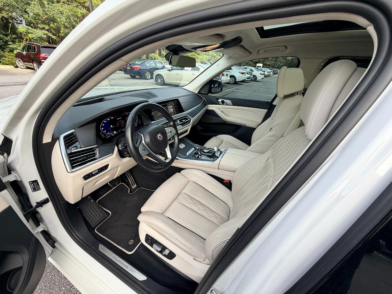 BMW Alpina XB7  2022