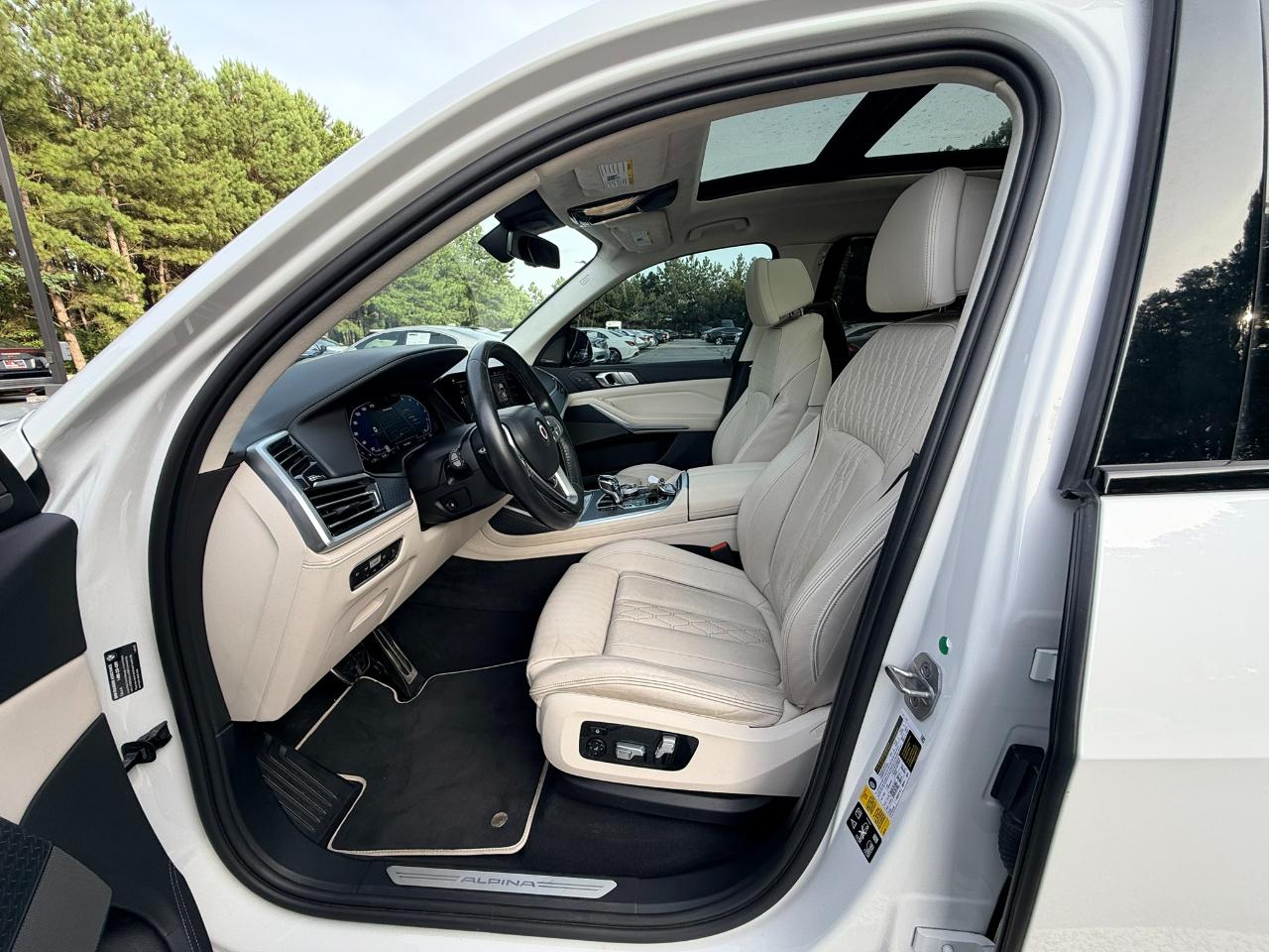 BMW Alpina XB7  2022