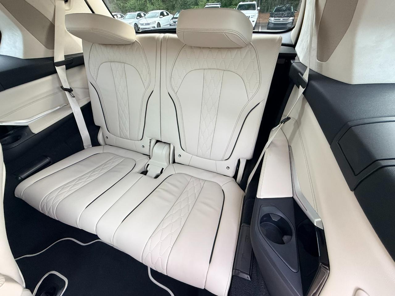 BMW Alpina XB7  2022