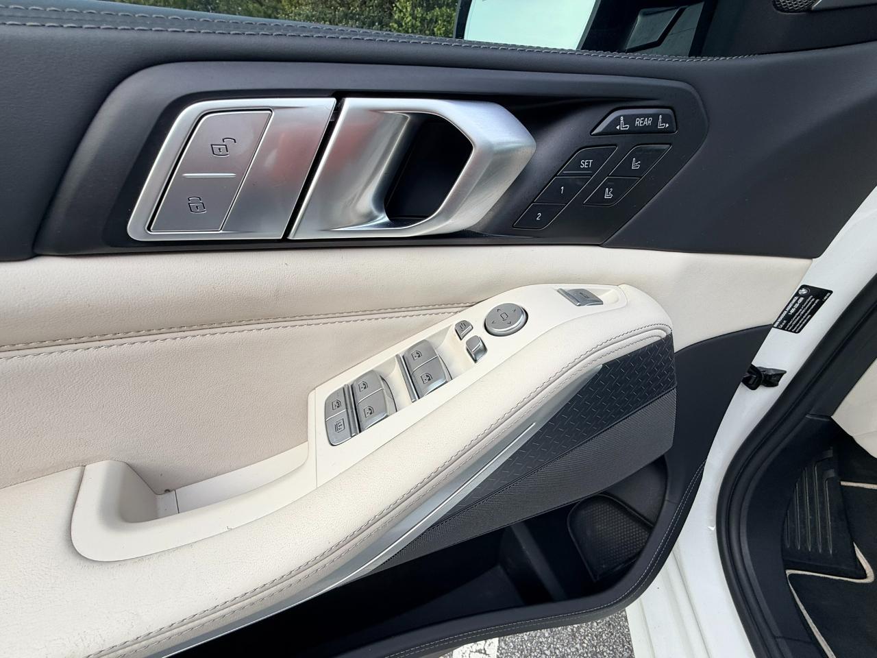 BMW Alpina XB7  2022