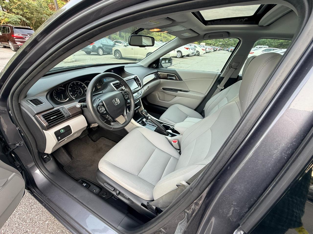 Honda Accord EX-L Sedan V6 6-Spd AT 2017