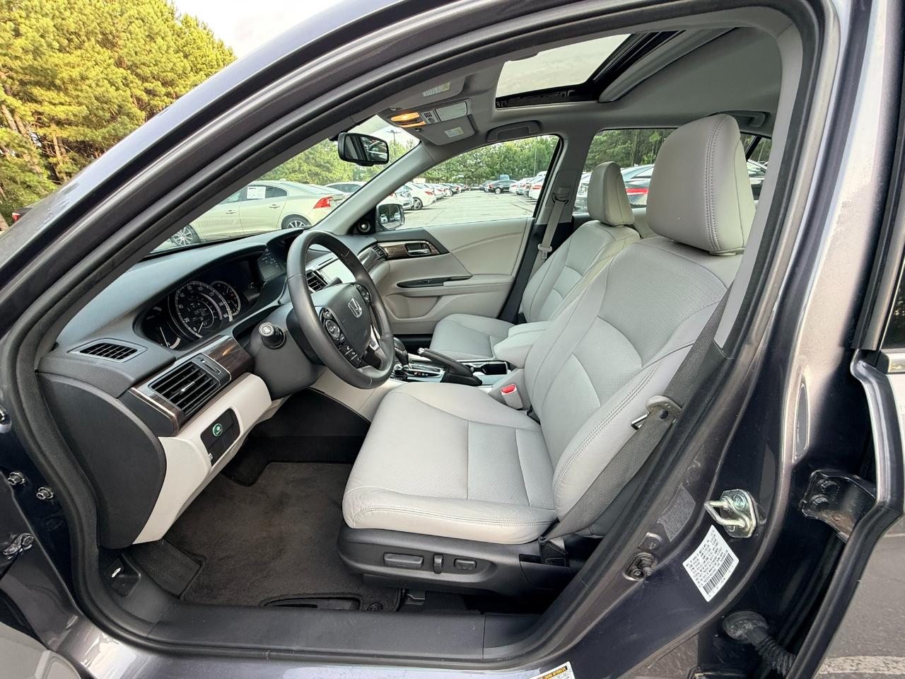 Honda Accord EX-L Sedan V6 6-Spd AT 2017