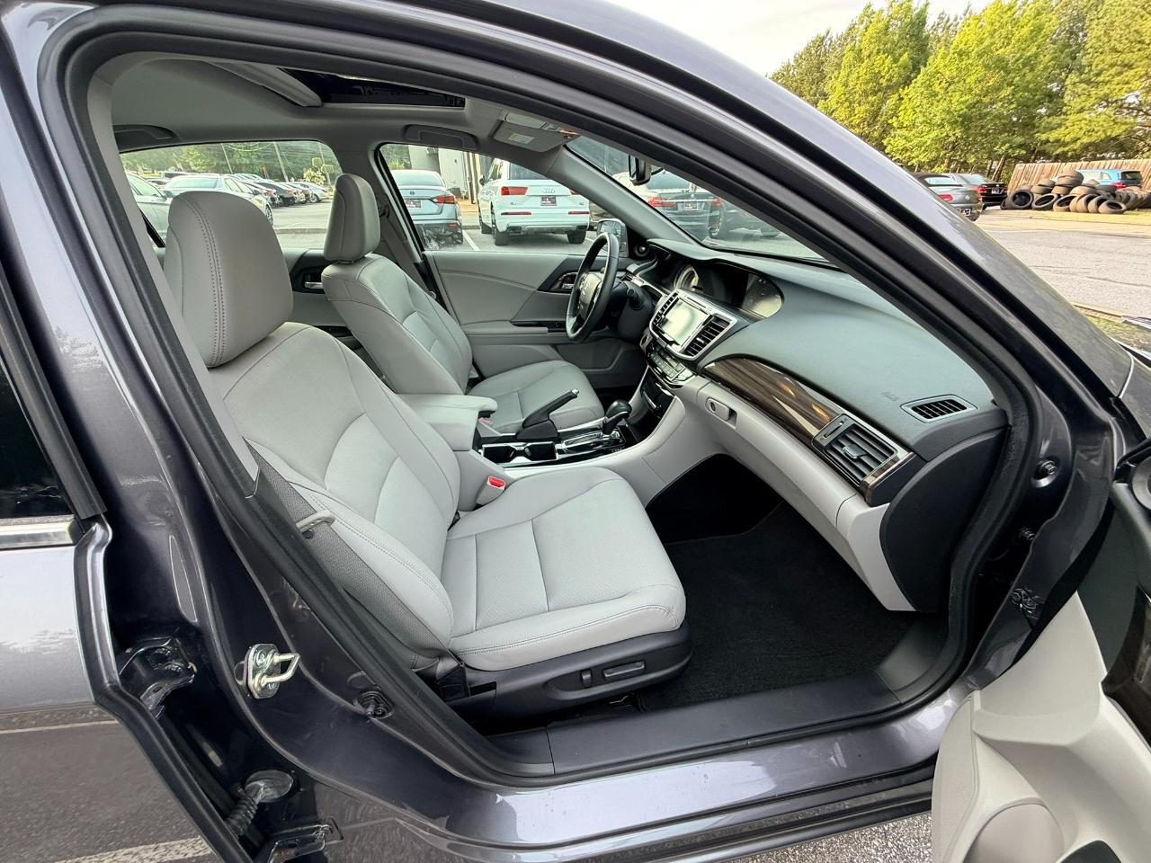 Honda Accord EX-L Sedan V6 6-Spd AT 2017